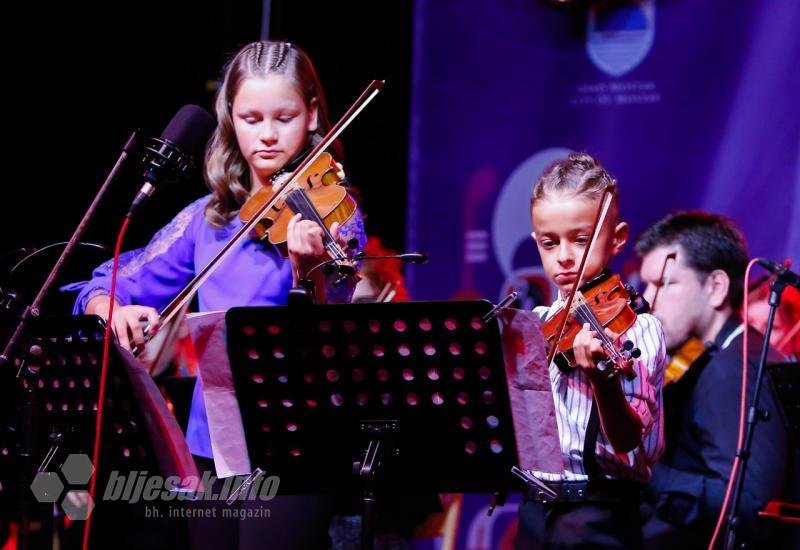 Koncertom Simfonijskog orkestra Mostar započela 22 dana kulture  - Koncert Simfonijskog orkestra Mostar otvorio 22 dana kulture 